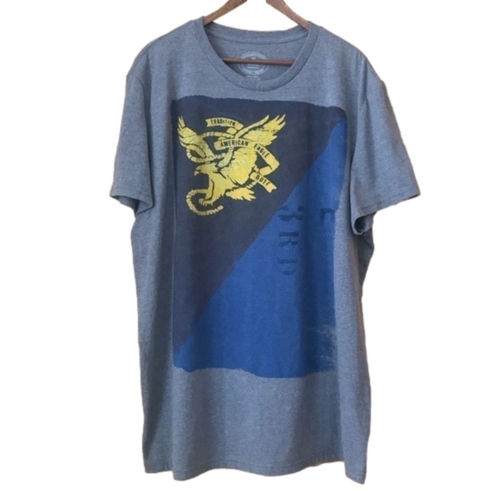 AMERICAN Eagle athletic fit graphic tee size XXL